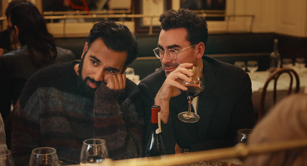 Good Grief. (L to R) Himesh Patel as Thomas and Daniel Levy (writer/director/producer) stars as Marc in Good Grief. Cr. Courtesy of Netflix © 2023.