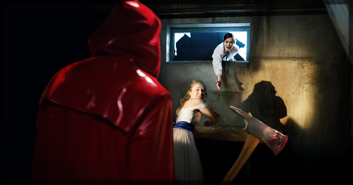 This banner is for a review of Netflix's Fear Street: Prom Queen.