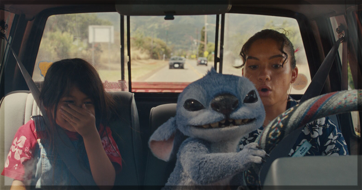 This banner is for a review of the movie Lilo & Stitch.