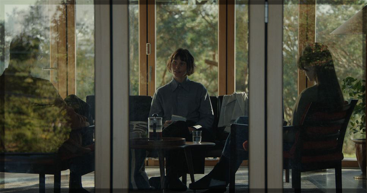 This is a banner for a review of the Locarno film Solomamma. Image courtesy of the filmmakers.