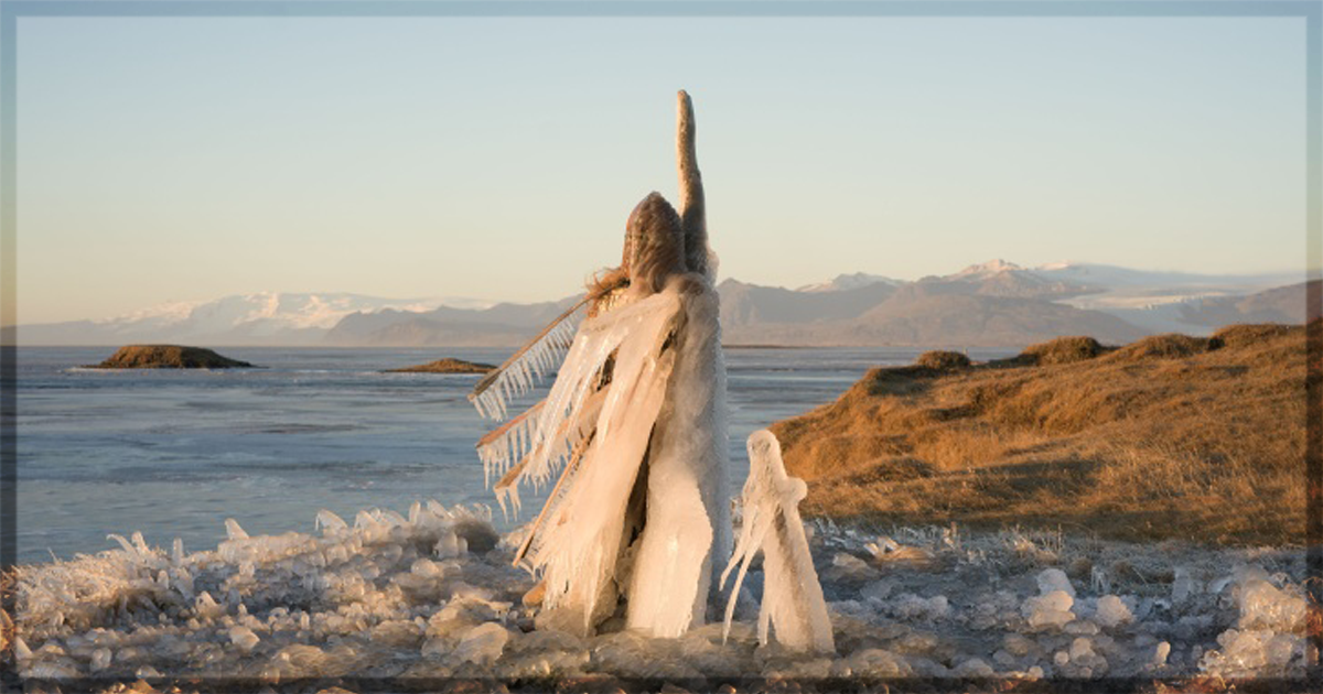 This is a banner for a review of the film Joan of Arc. Image courtesy of the filmmakers.